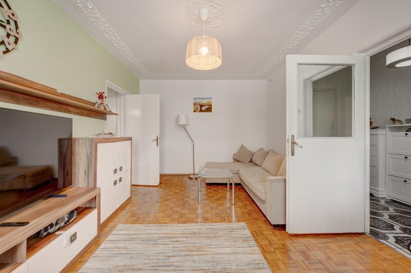 Piata Chibrit, Ion Mihalache, apartament 2 camere, vedere libera,